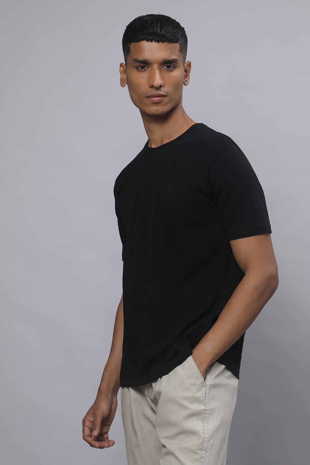 Onyx Everyday Tee – Jet Black